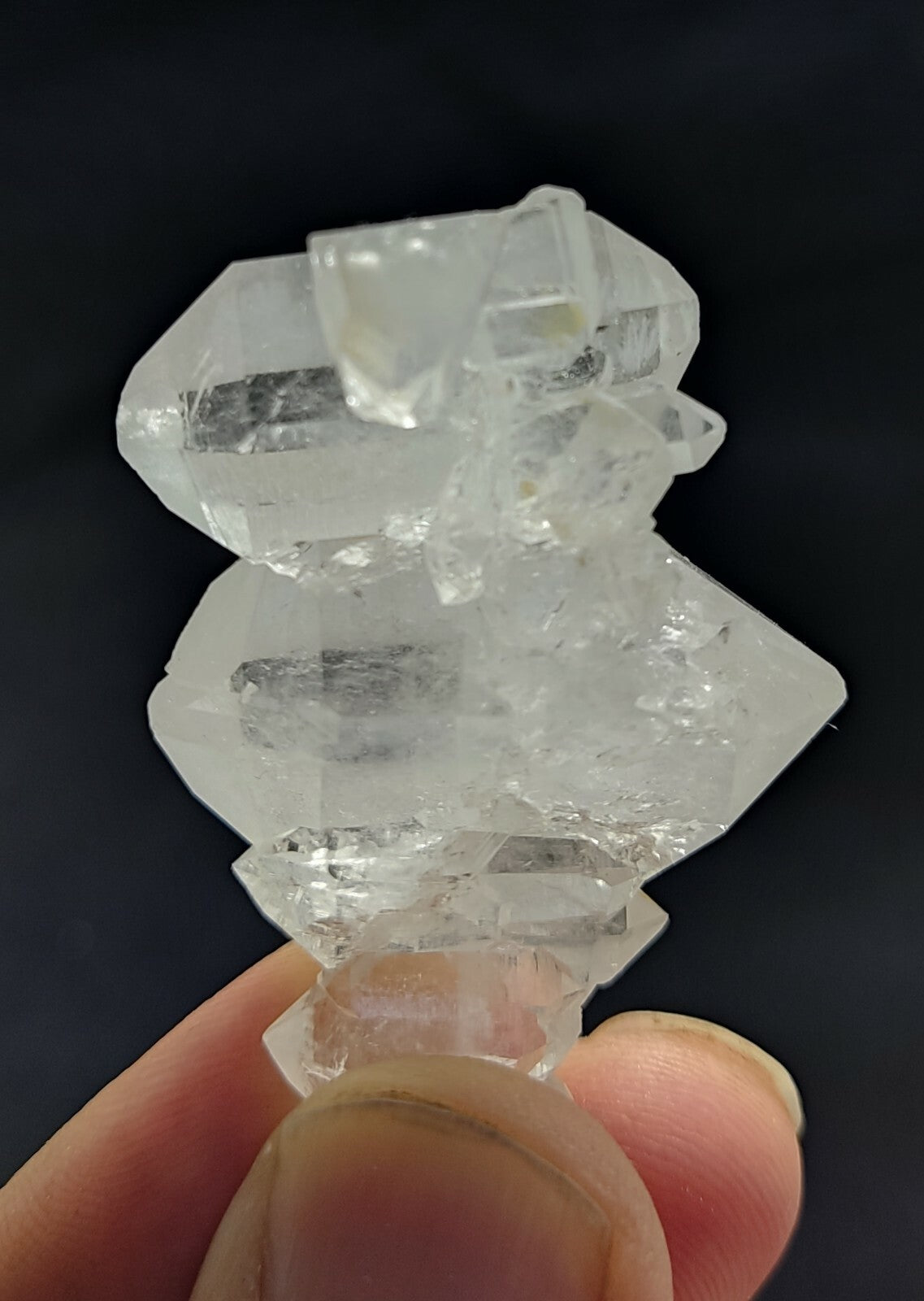 An amazing specimen of terminated faden Quartz crystal 21 grams