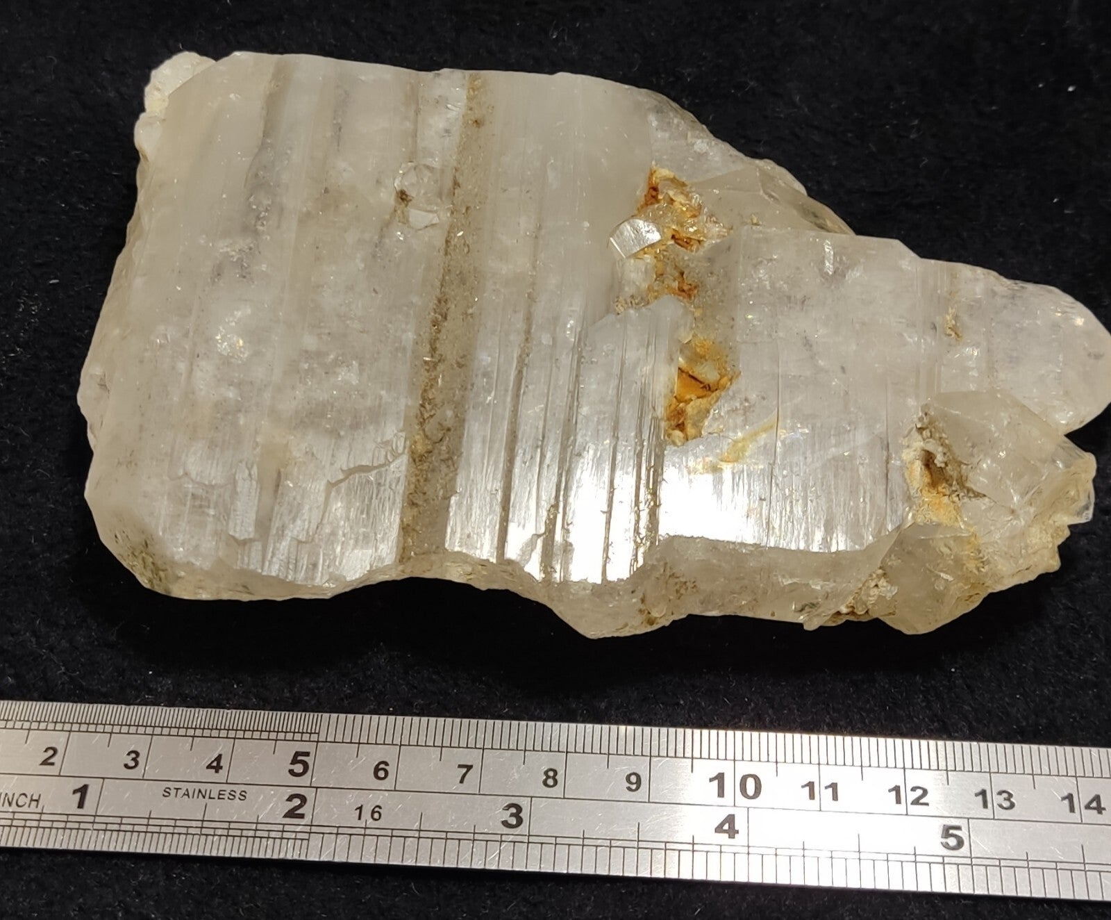 An Aesthetic terminated specimen of Quartz crystal 585 grams