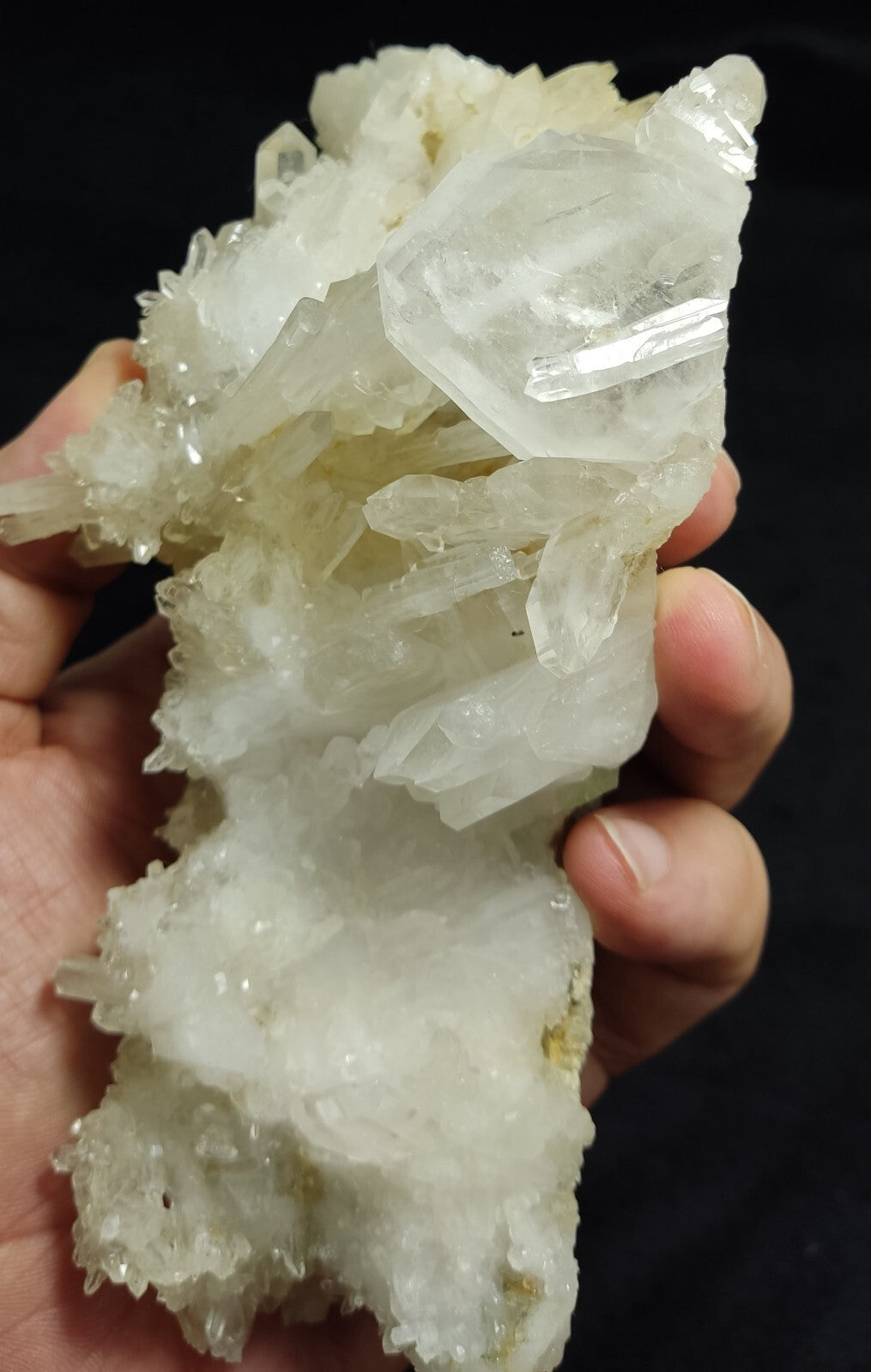 An Aesthetic Natural beautifully terminated Quartz cluster 505 grams