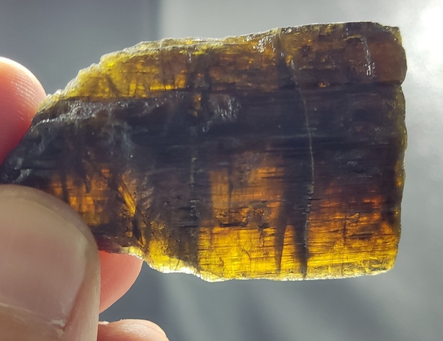 An aesthetic specimen of epidote crystal 38 grams