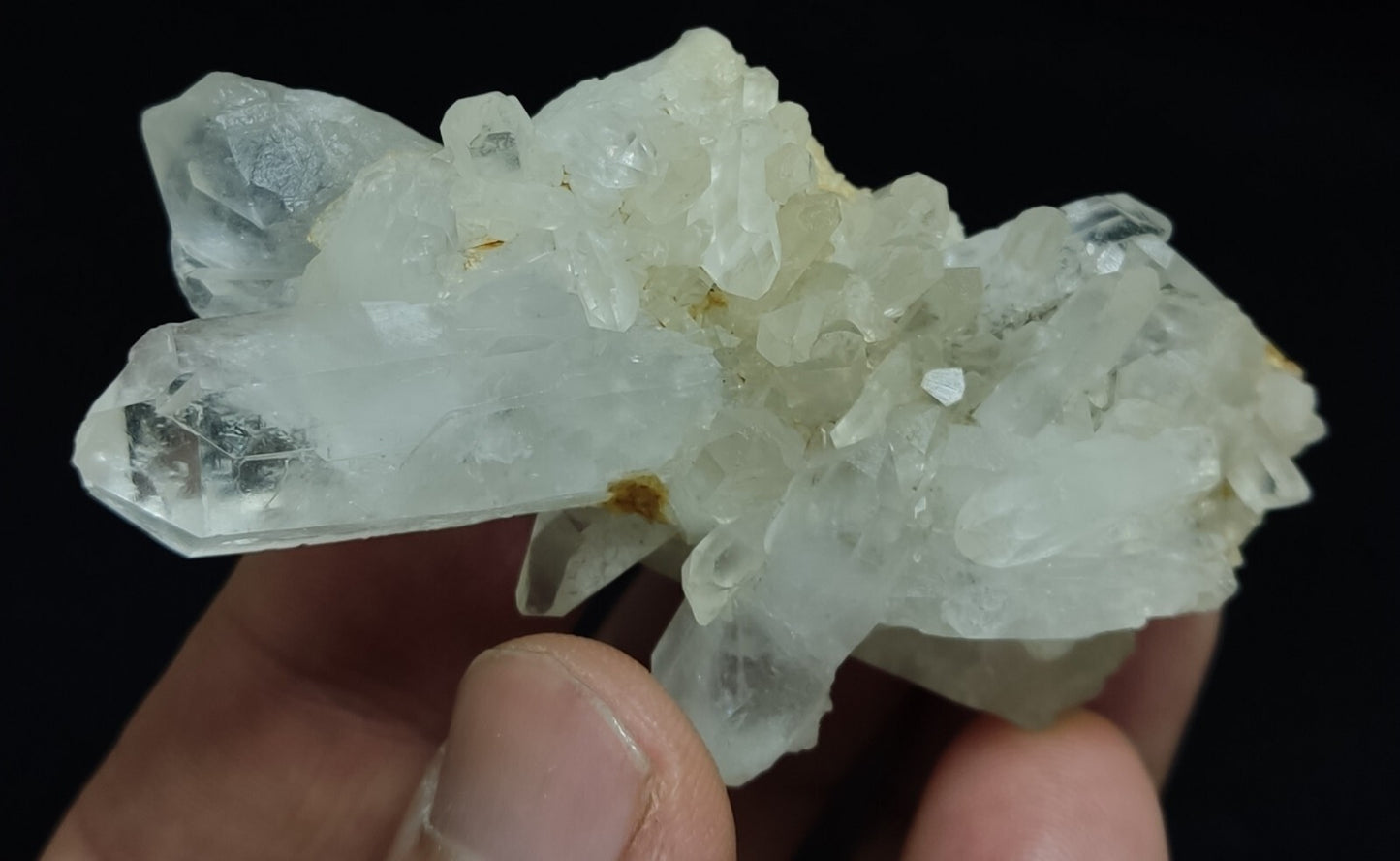 Natural quartz crystal cluster specimen 66 grams
