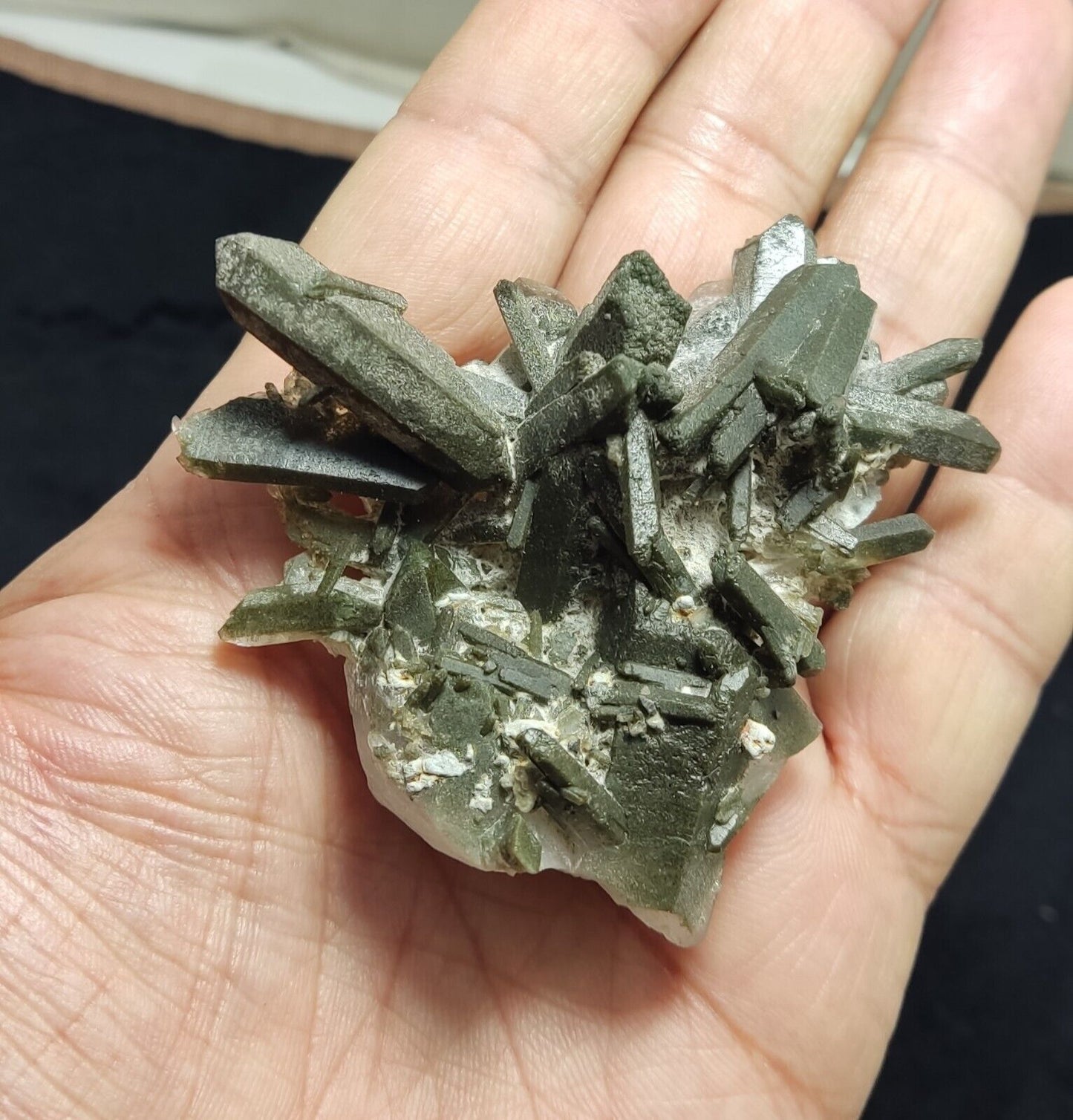 An Aesthetic Natural beautifully terminated Chlorite Quartz cluster 65 grams