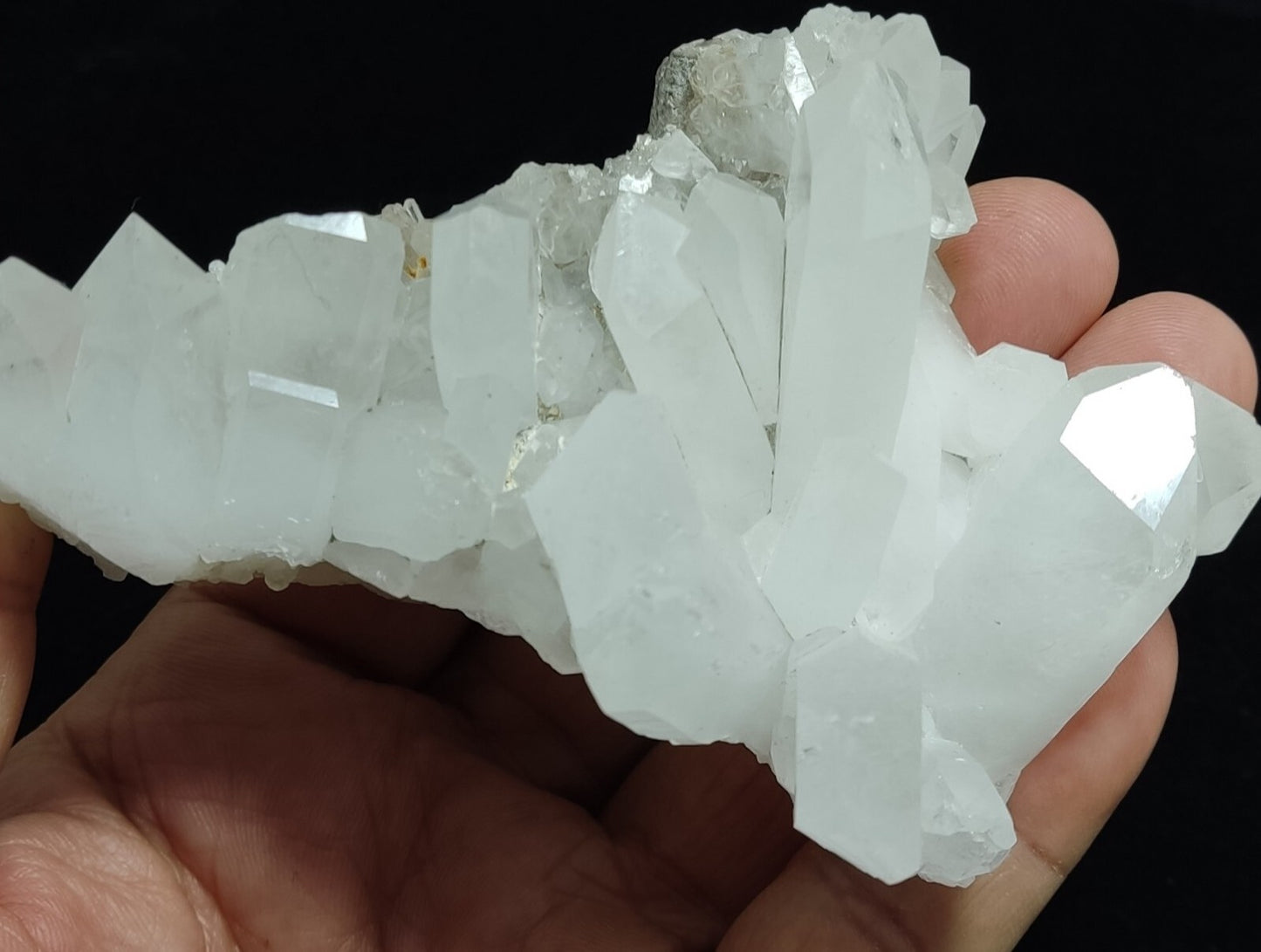 An Aesthetic Natural beautifully terminated Quartz cluster 210 grams