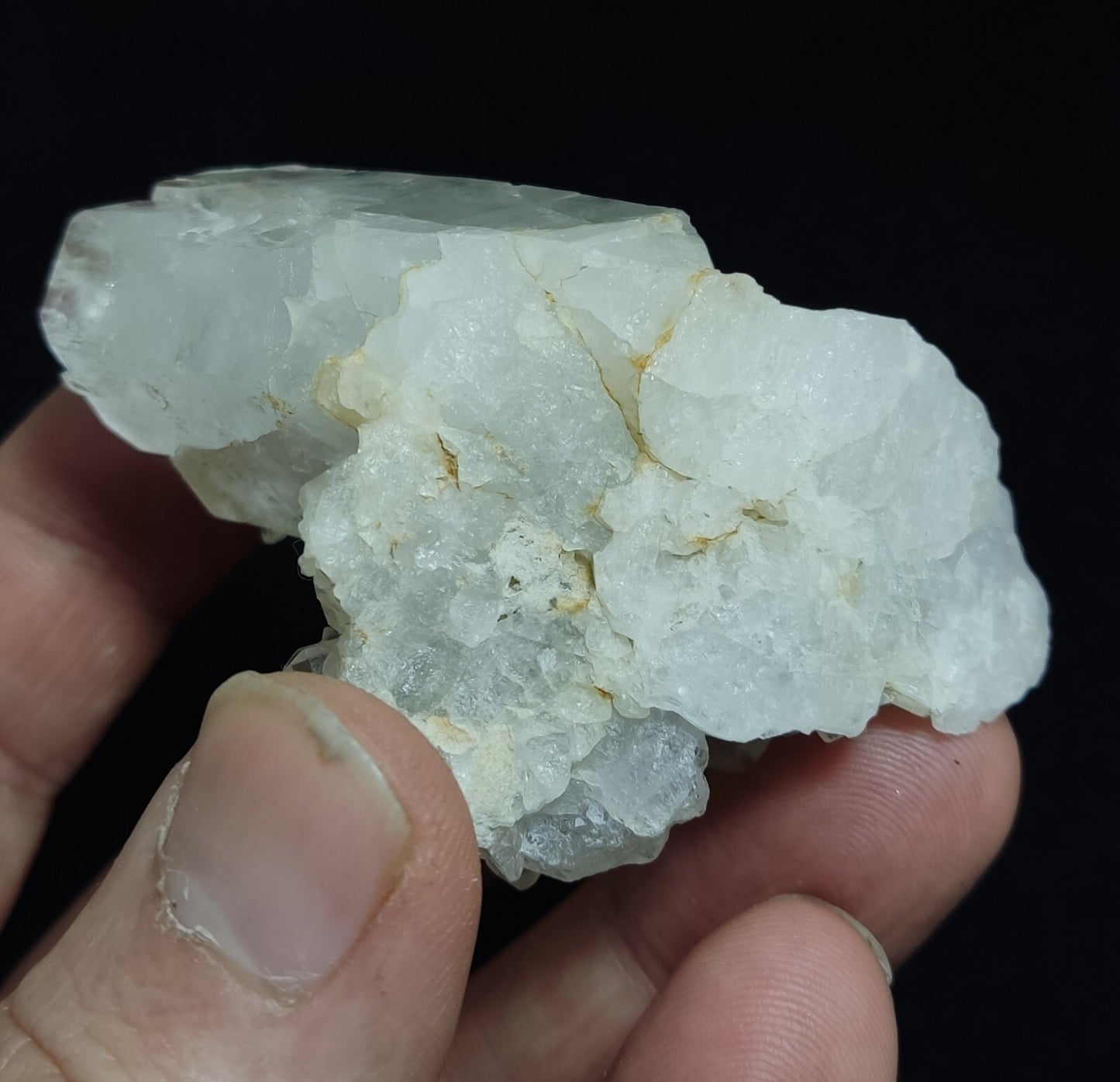 88 grams natural quartz crystal cluster