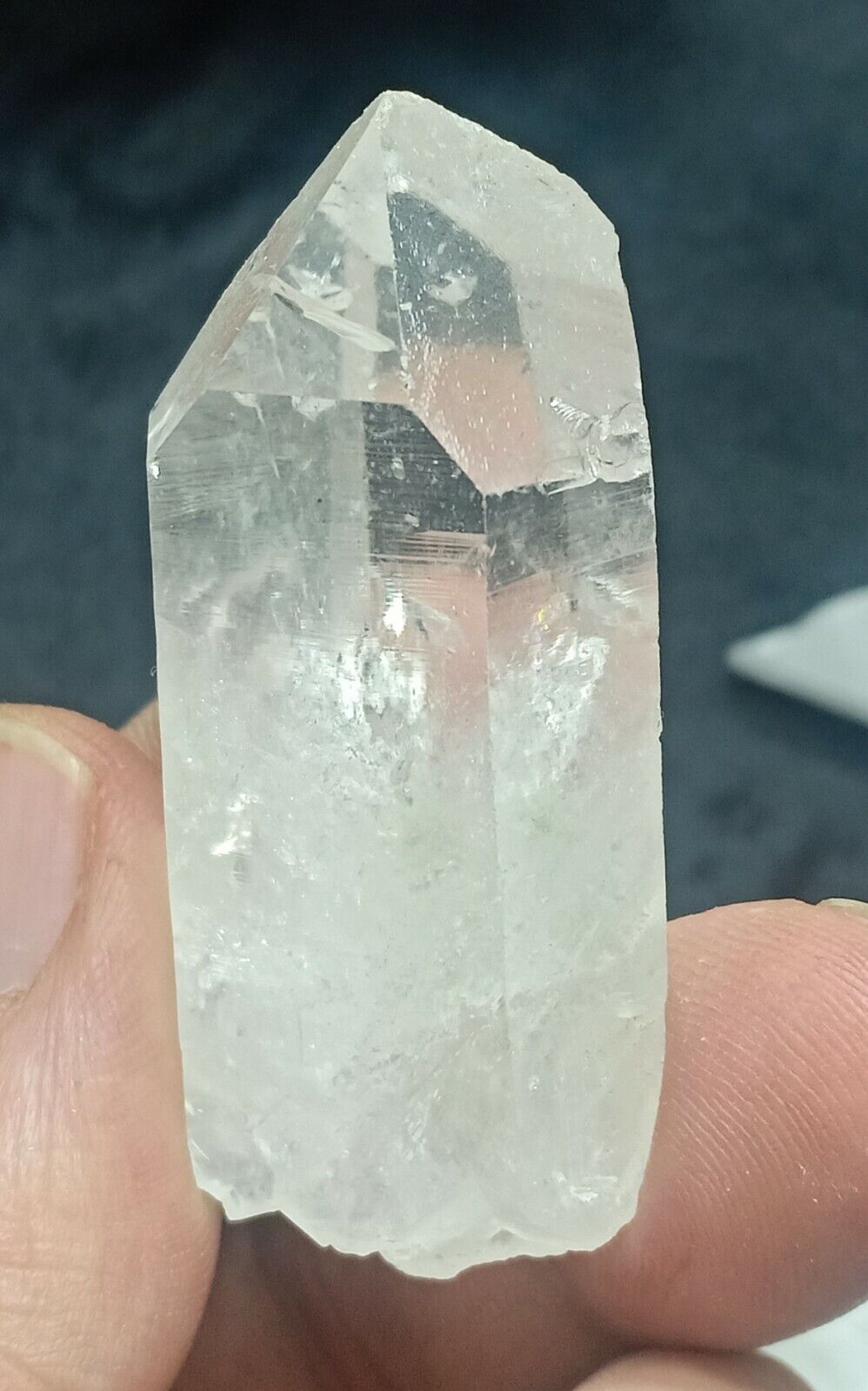 1180 grams clear quartz Crystals 13 pieces lot