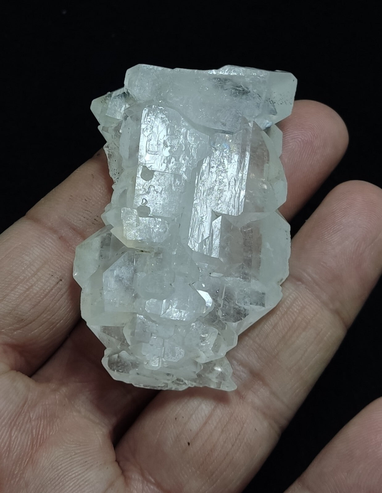 An Aesthetic terminated specimen of Faden Quartz crystal 62 grams