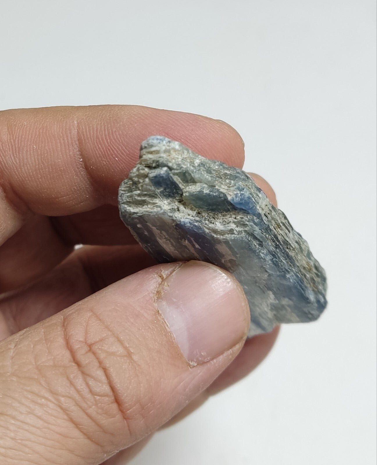 An Aesthetic specimen of blue kyanite crystal 45 grams