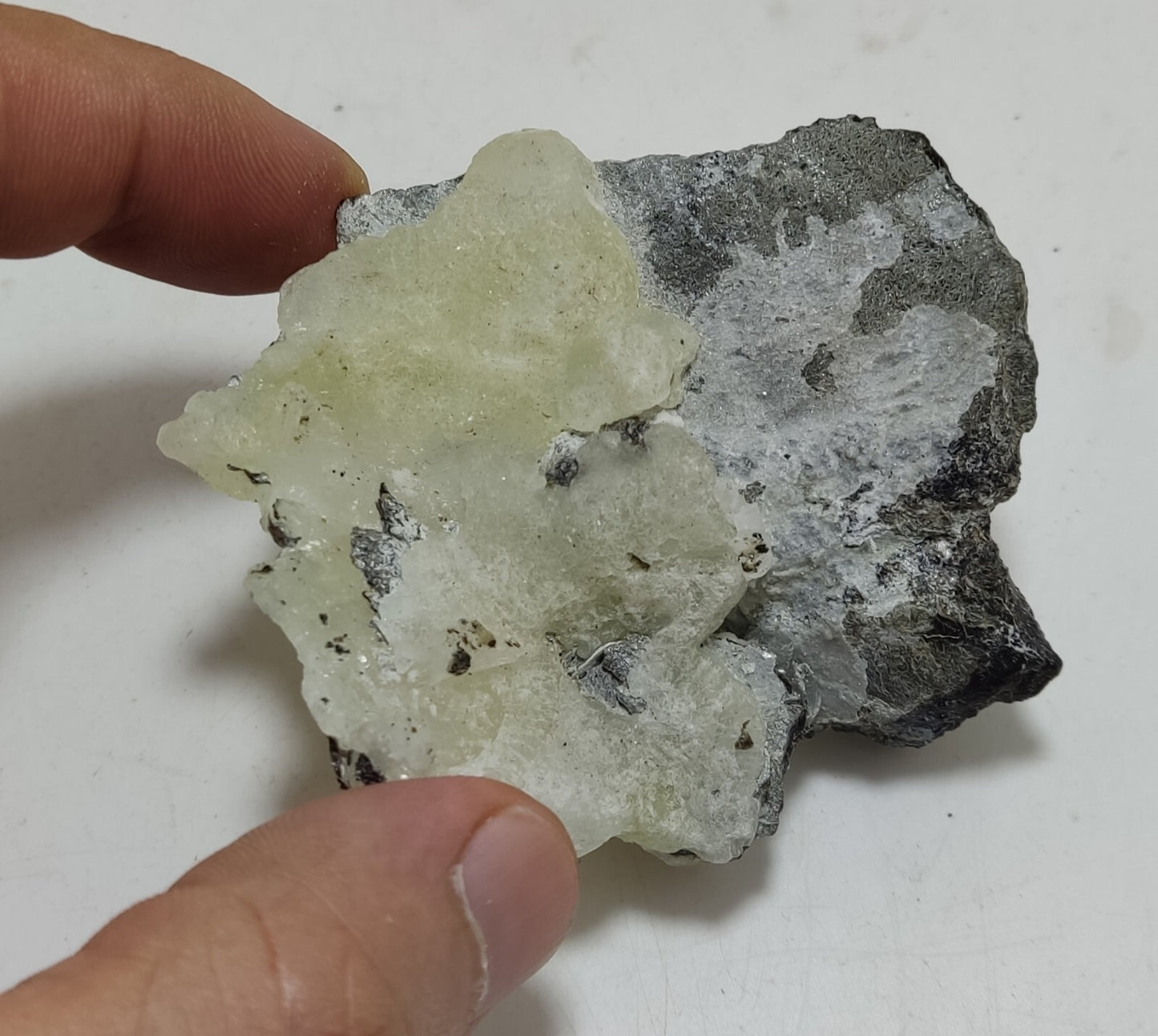 An Aesthetic Natural specimen of brucite with chromite 109 grams