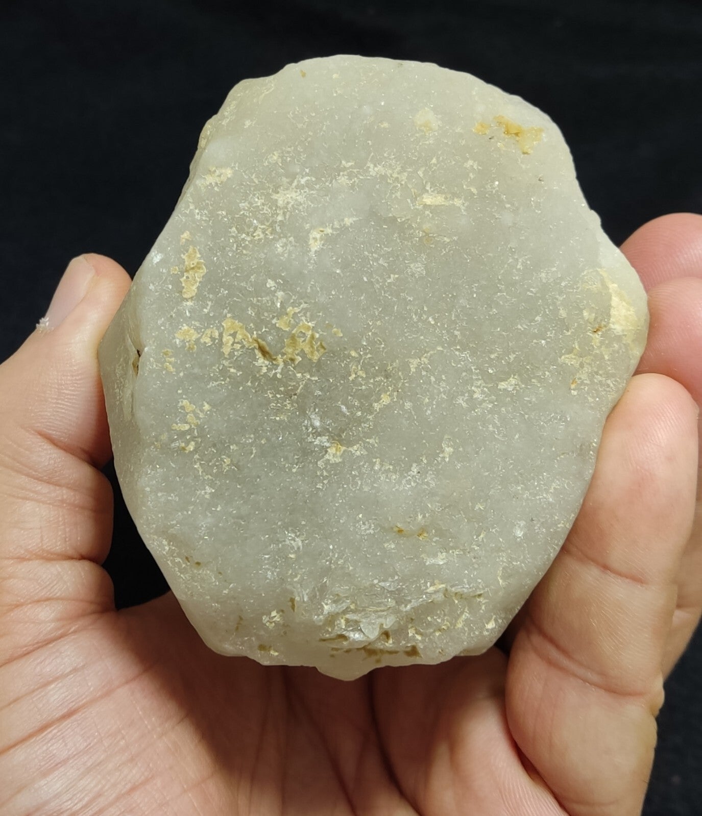 Large Natural beautifully terminated Quartz crystal 1080 grams