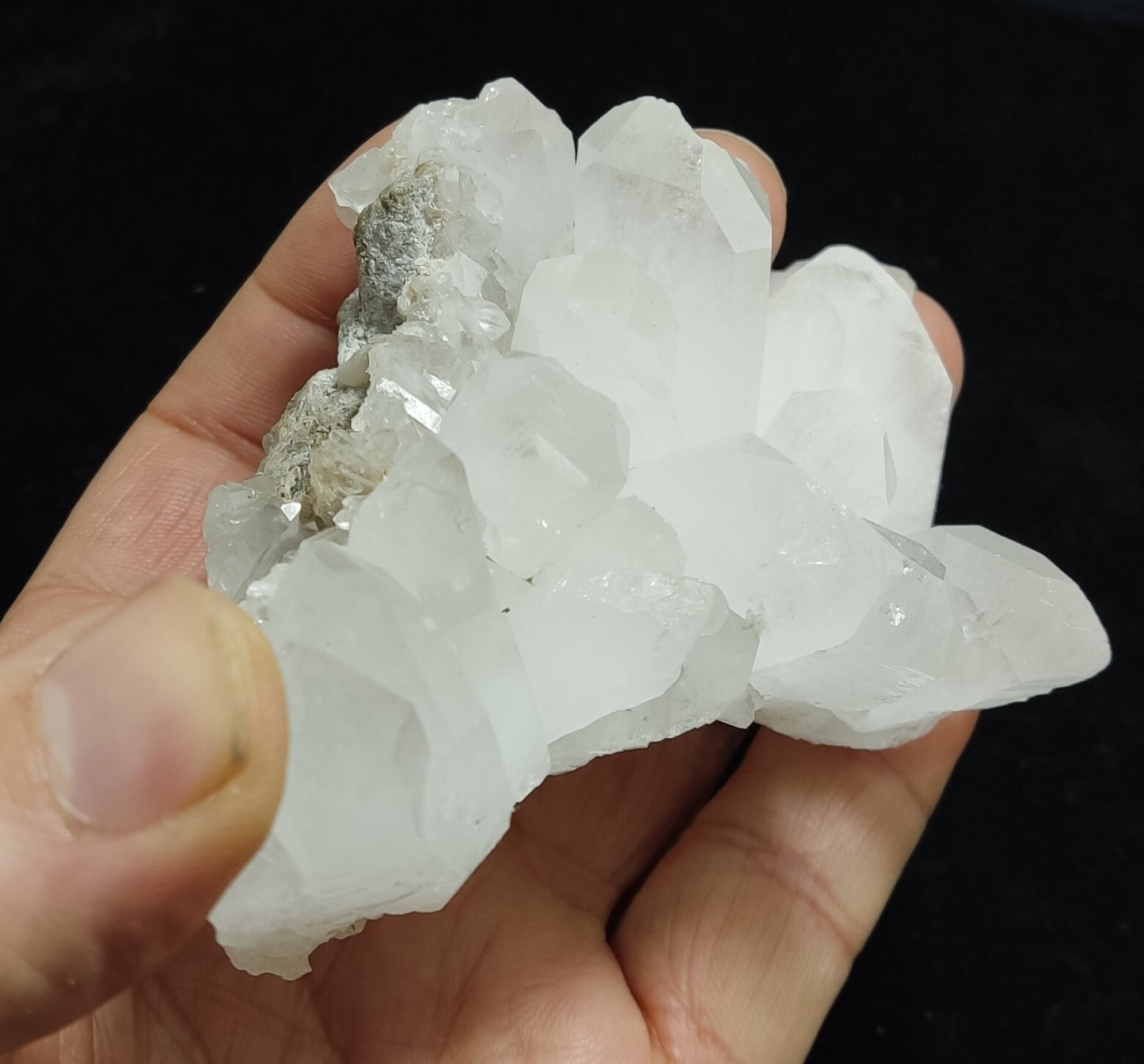 An Aesthetic Natural beautifully terminated Quartz cluster 210 grams