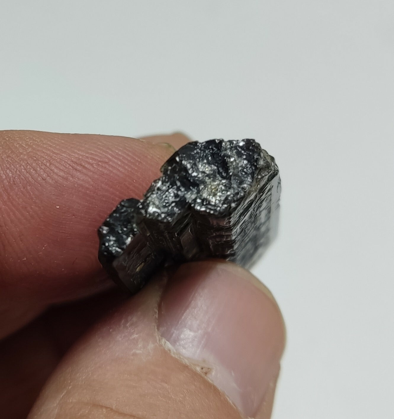 An aesthetic specimen of epidote crystal 12 grams