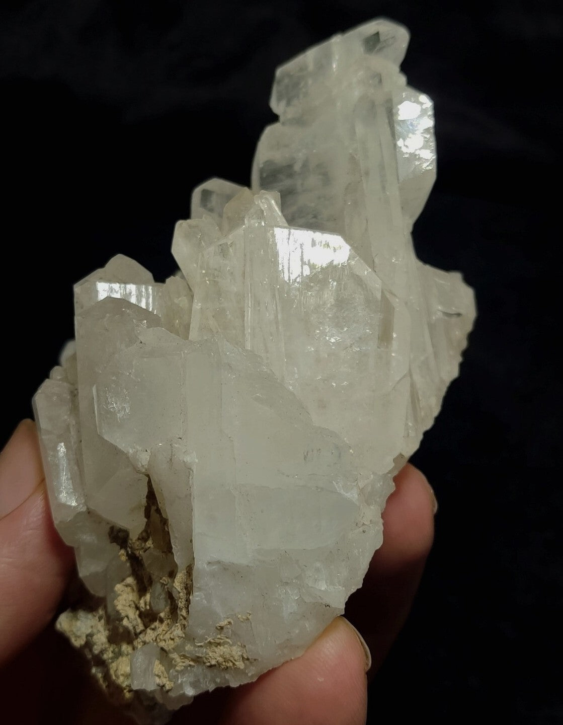 An Aesthetic Specimen Of Faden Quartz Cluster 295 grams
