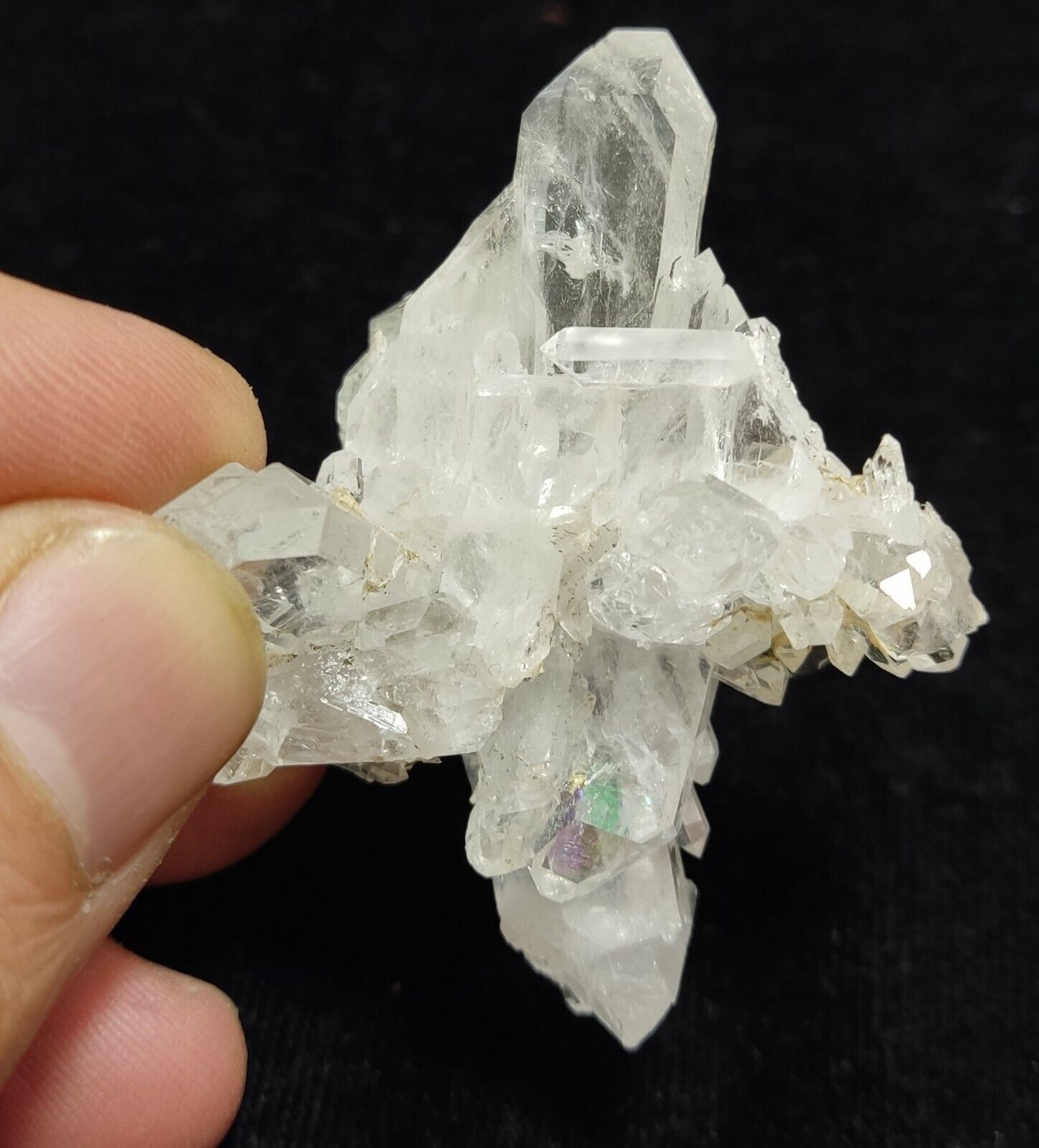 An Aesthetic Natural beautifully terminated Quartz cluster 28 grams