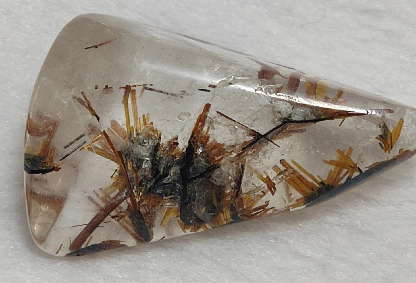 Rutiles quartz polished tumble 80 carats