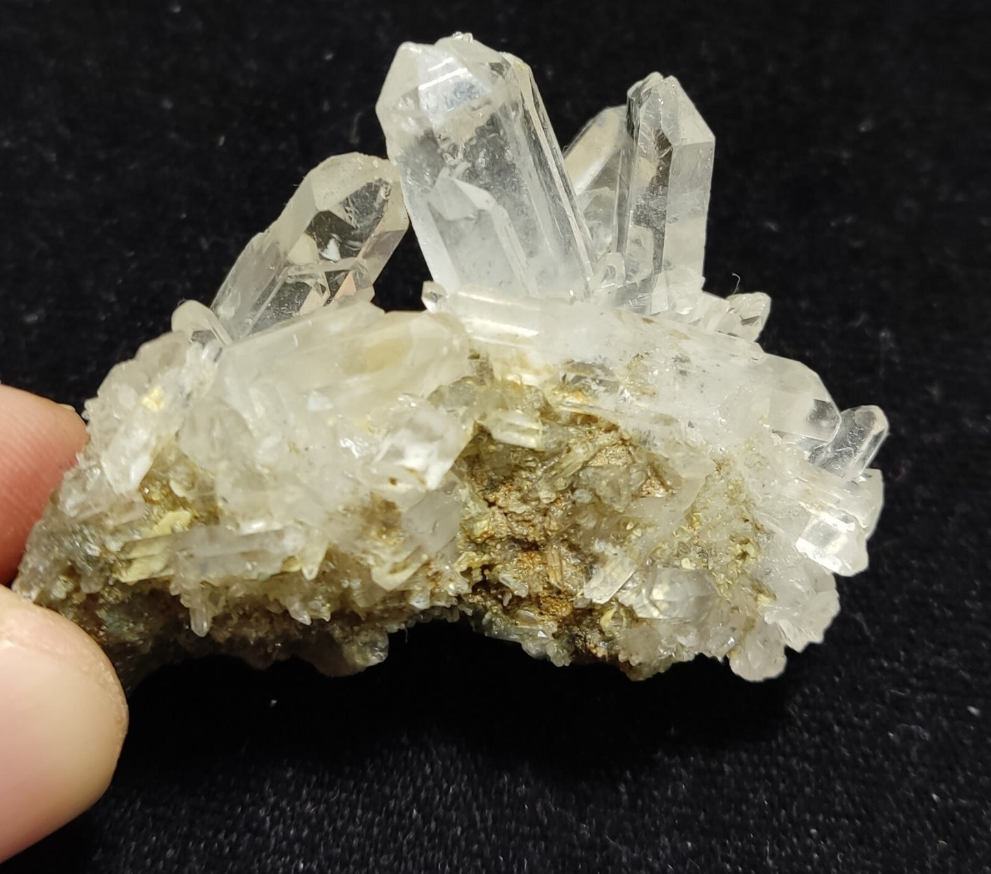 An Aesthetic specimen of quartz on matrix  62 grams