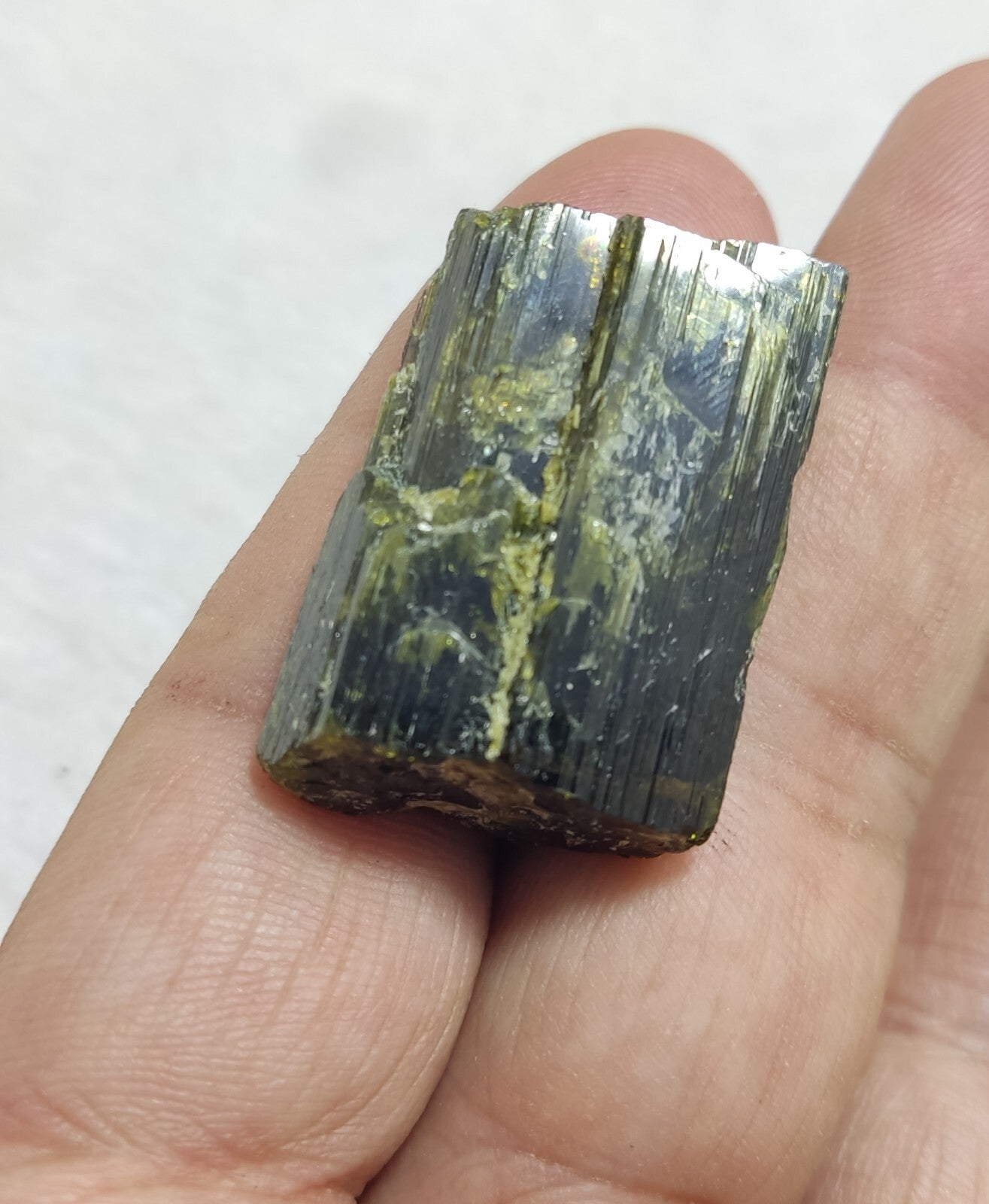 An Aesthetic specimen of epidote crystal 17 grams