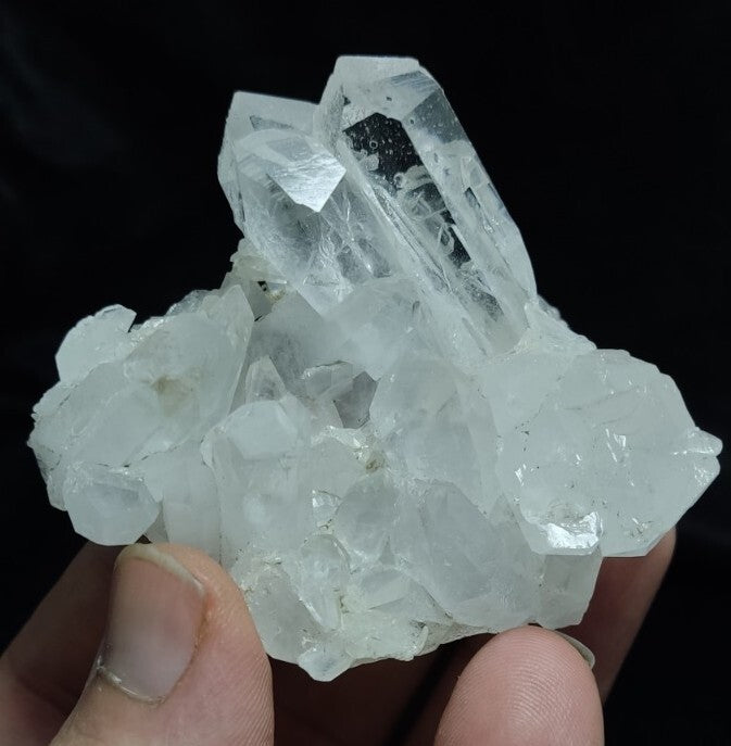 Clear Quartz Cluster 91 grams