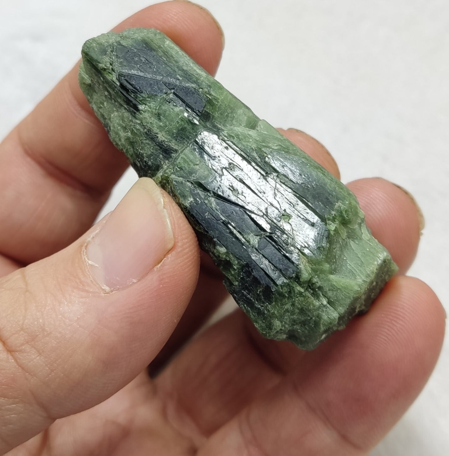 An amazing specimen of diopside crystal 44 grams