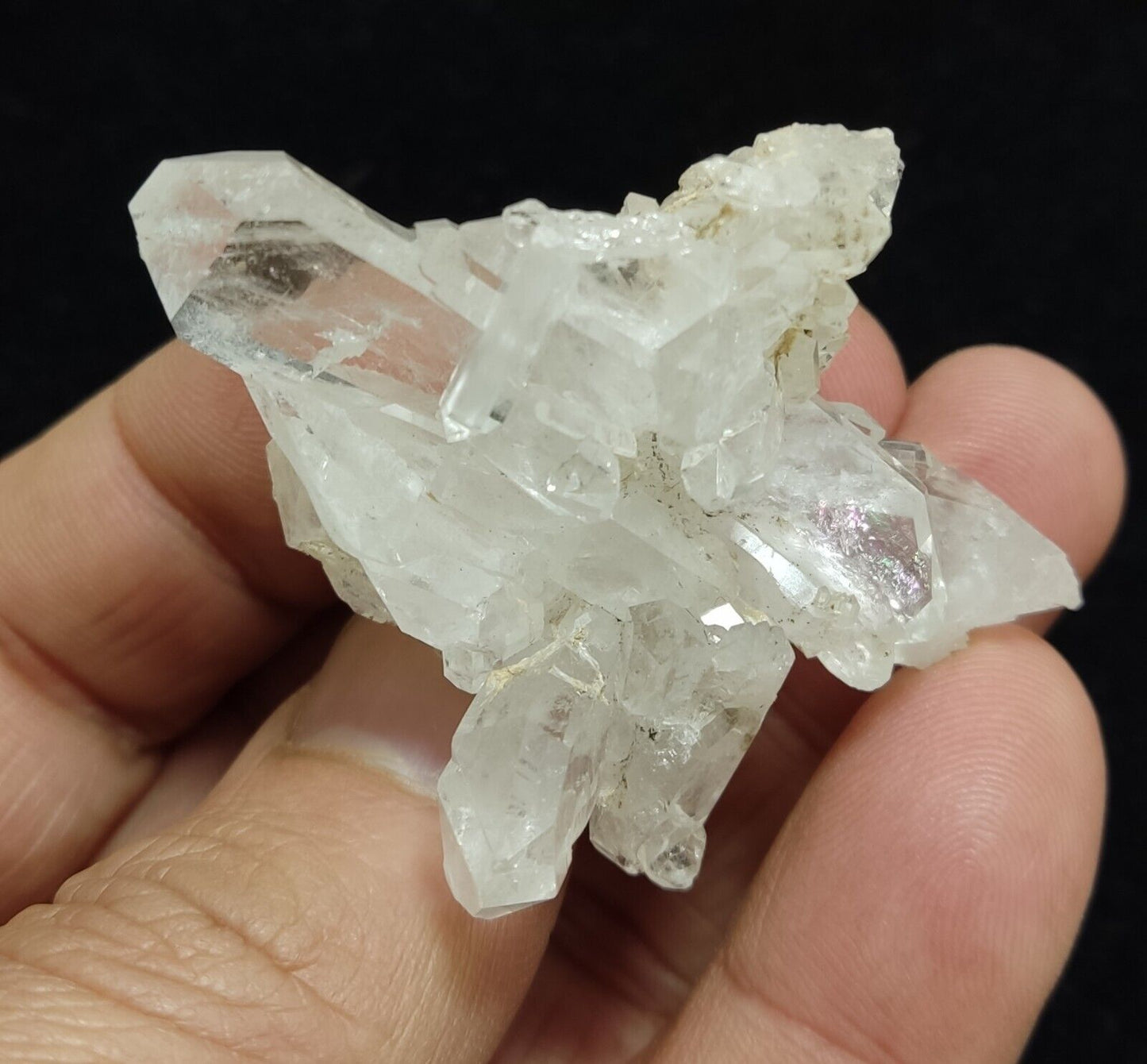 An Aesthetic Natural beautifully terminated Quartz cluster 28 grams