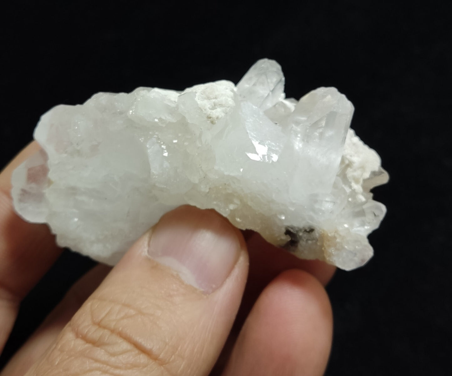 An Aesthetic terminated Quartz cluster 81 grams