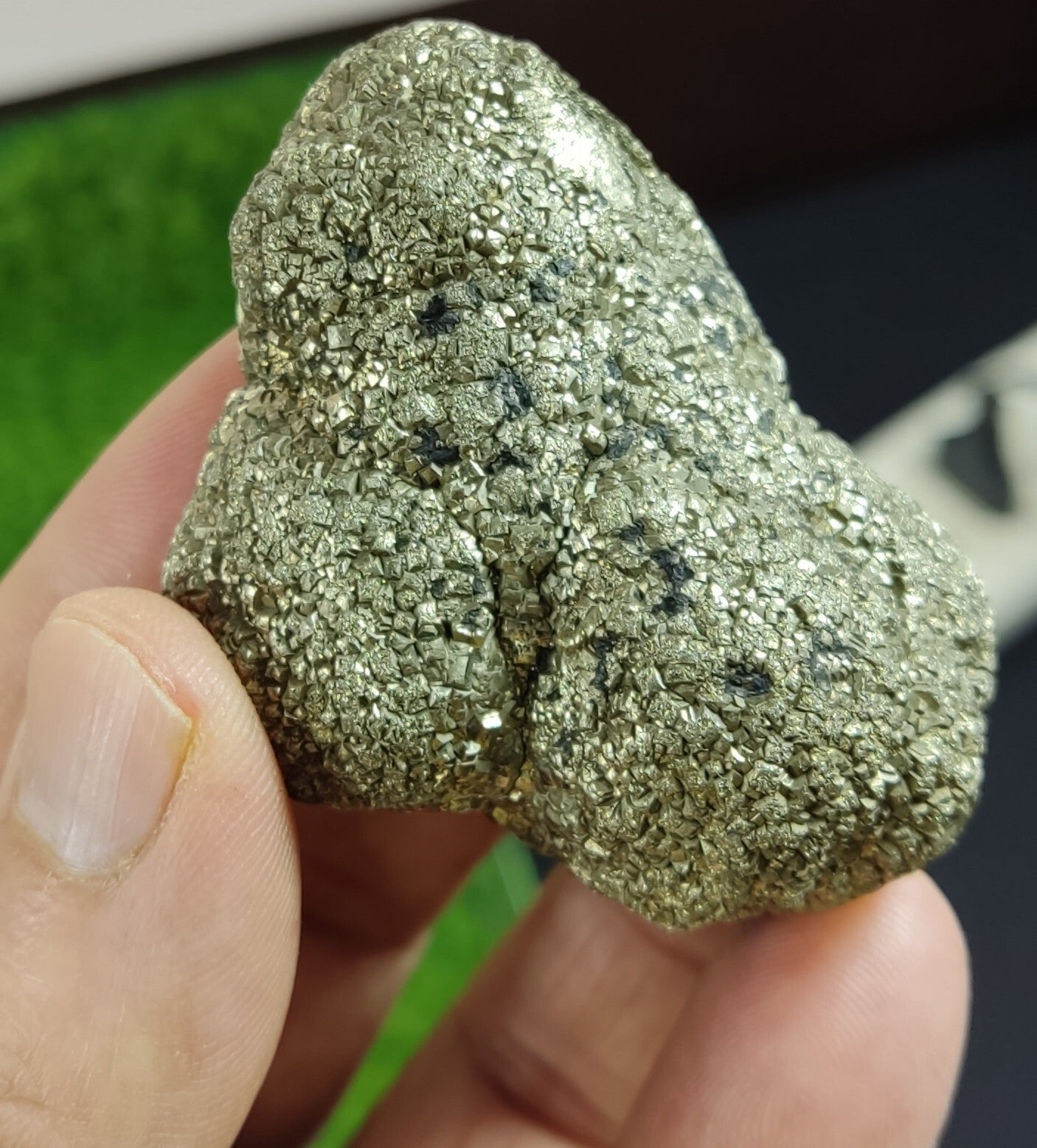 182 grams specimen of pyrite/marcasite 182 grams
