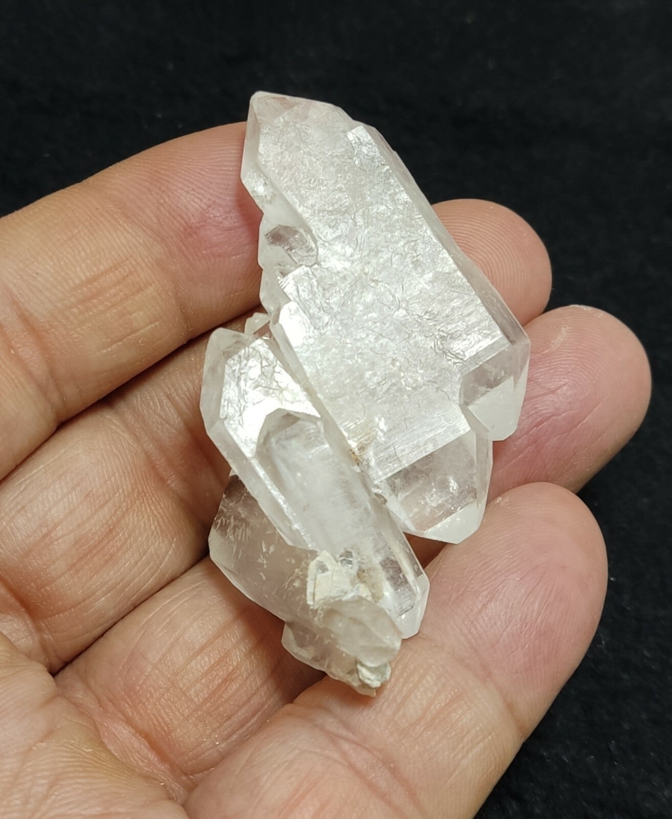An amazing specimen of terminated faden Quartz crystal 27 grams