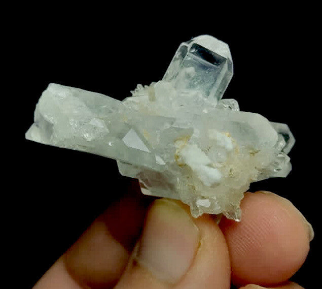 Feden Quartz Crystal 25 Grams