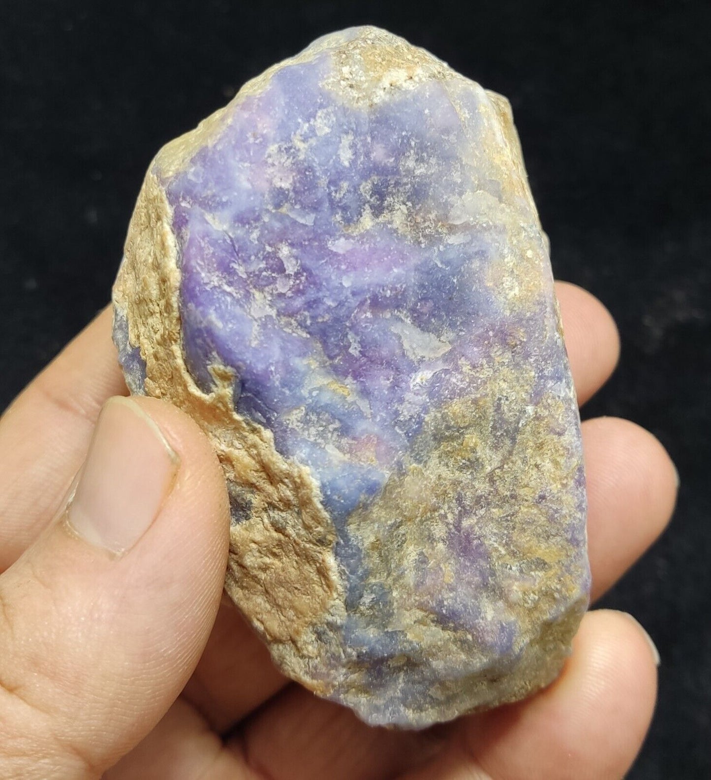 An Aesthetic Natural fluorescent rough Hackmanite specimen 199 grams