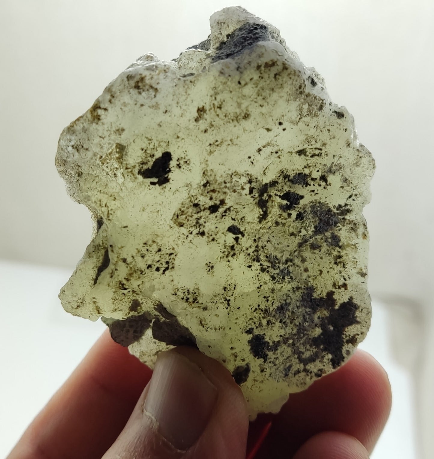 An Aesthetic Natural specimen of brucite with chromite 85 grams