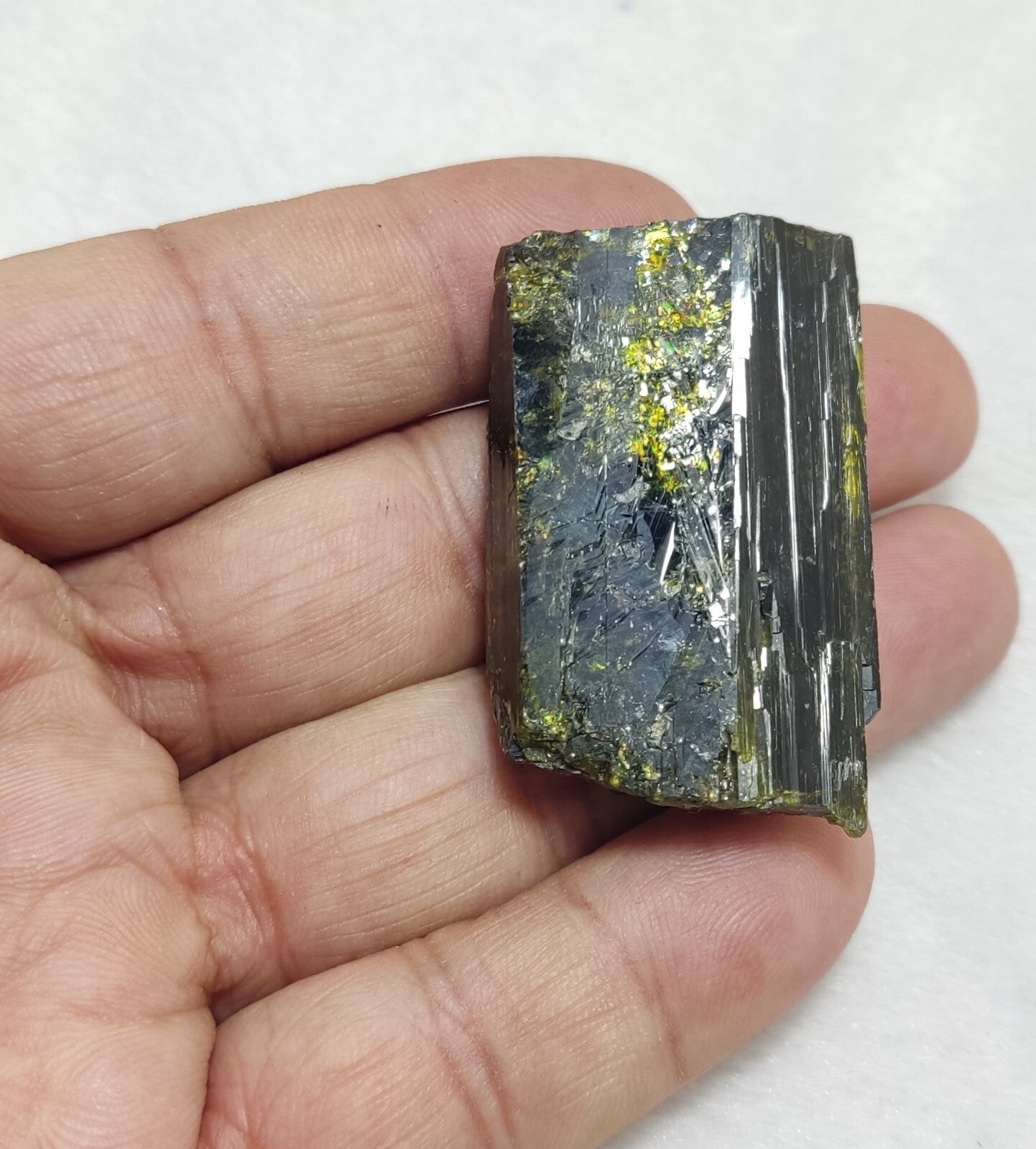 An Aesthetic specimen of epidote crystal 36 grams