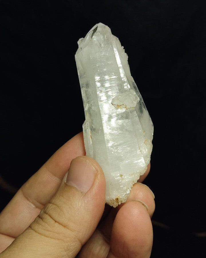 Faden Quartz crystal Double Terminated 78 grams