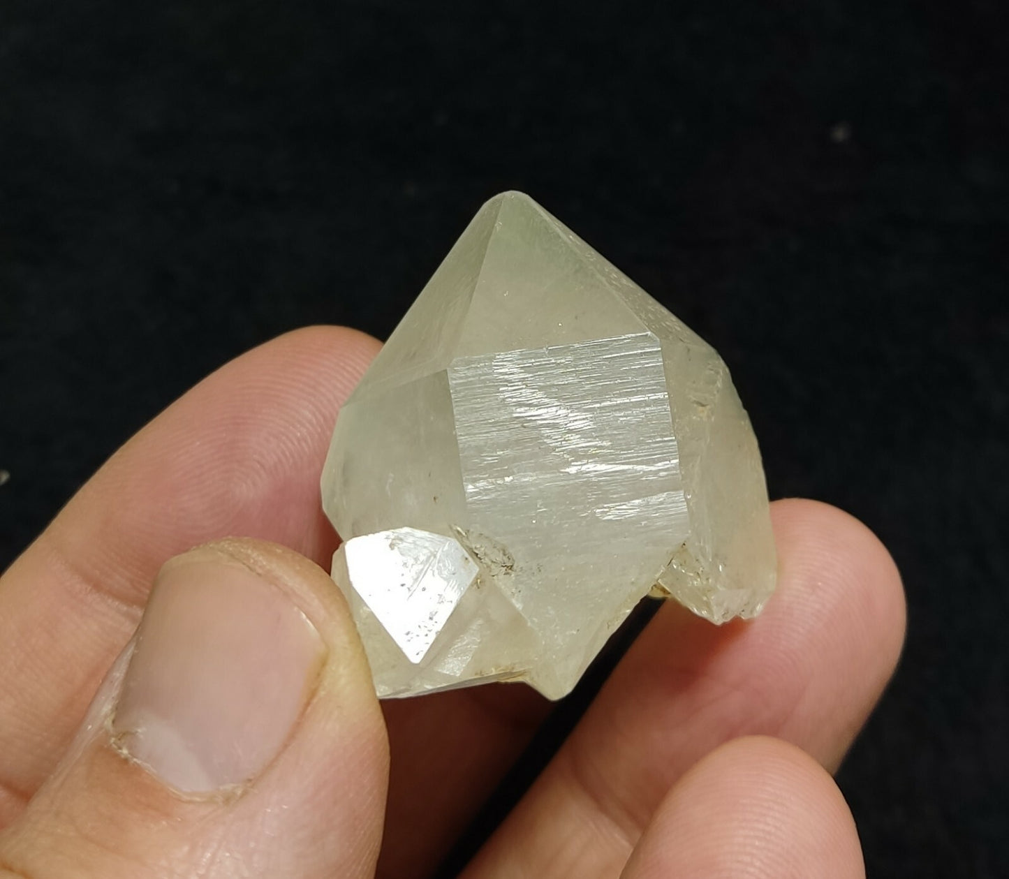 An aesthetic terminated chlorite quartz crystal 39 grams