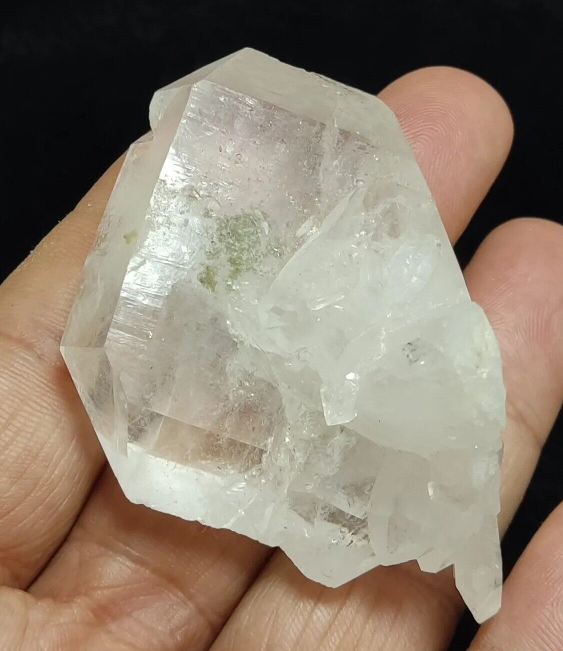An Aesthetic Natural beautifully terminated faden Quartz specimen 75 grams