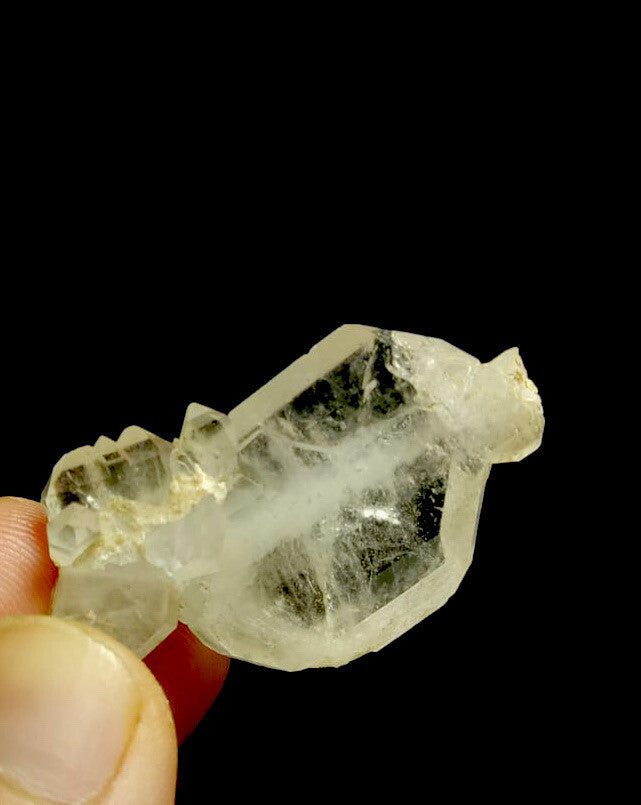 Faden Quarts Crystal 13 Grams.