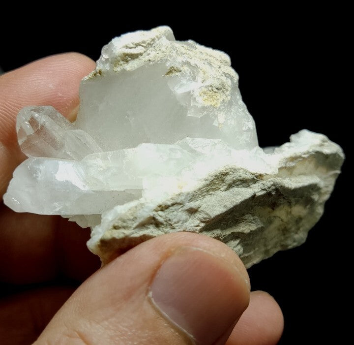 Natural Terminated Quartz crystal 111 grams
