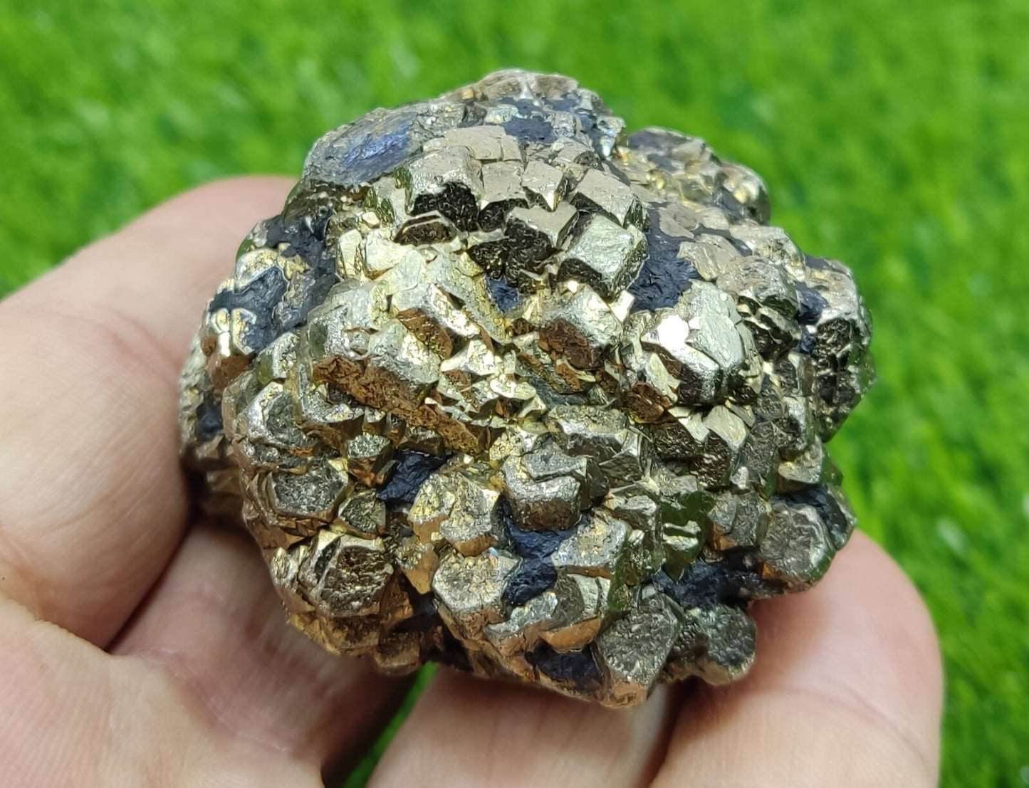 201 grams amazing specimen of pyrite/marcasite 201 grams