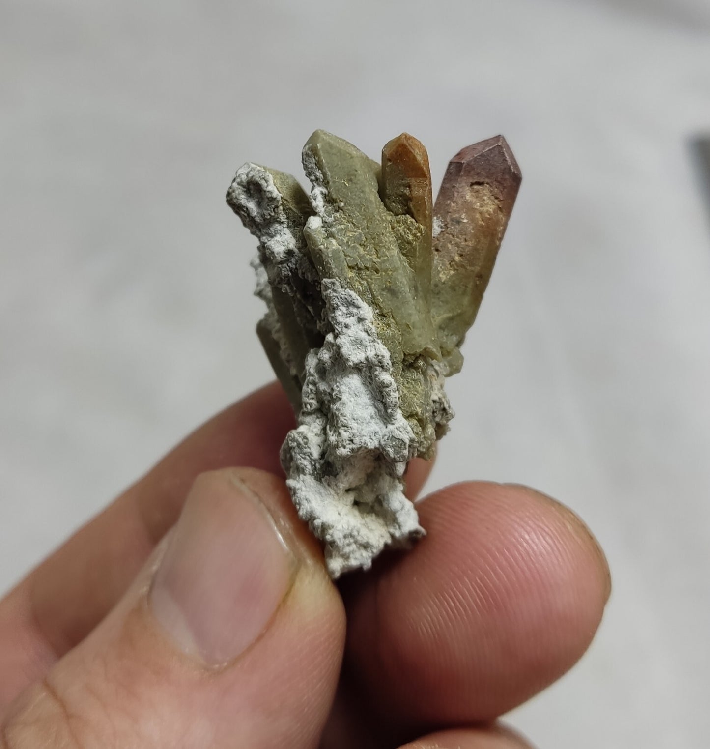 An Aesthetic terminated chlorite Quartz specimen with brookite 11 grams