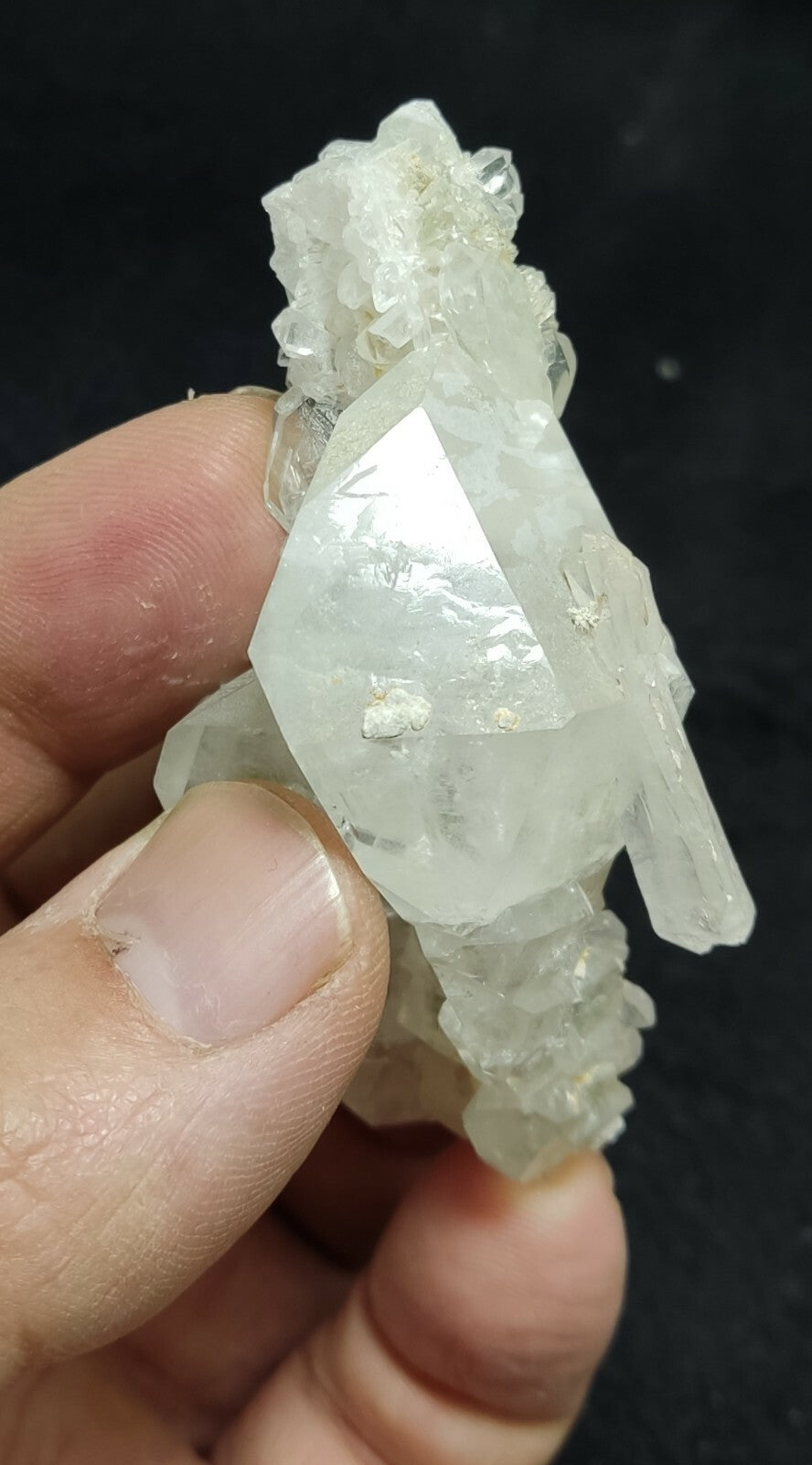 An amazing specimen of terminated faden Quartz crystal 45 grams