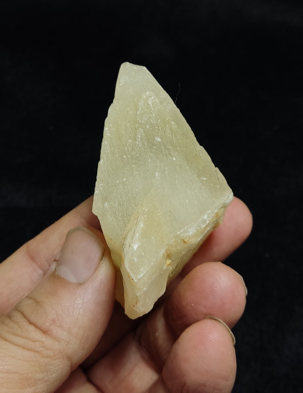 A very Aesthetic Natural beautifully terminated Calcite crystal 75 grams