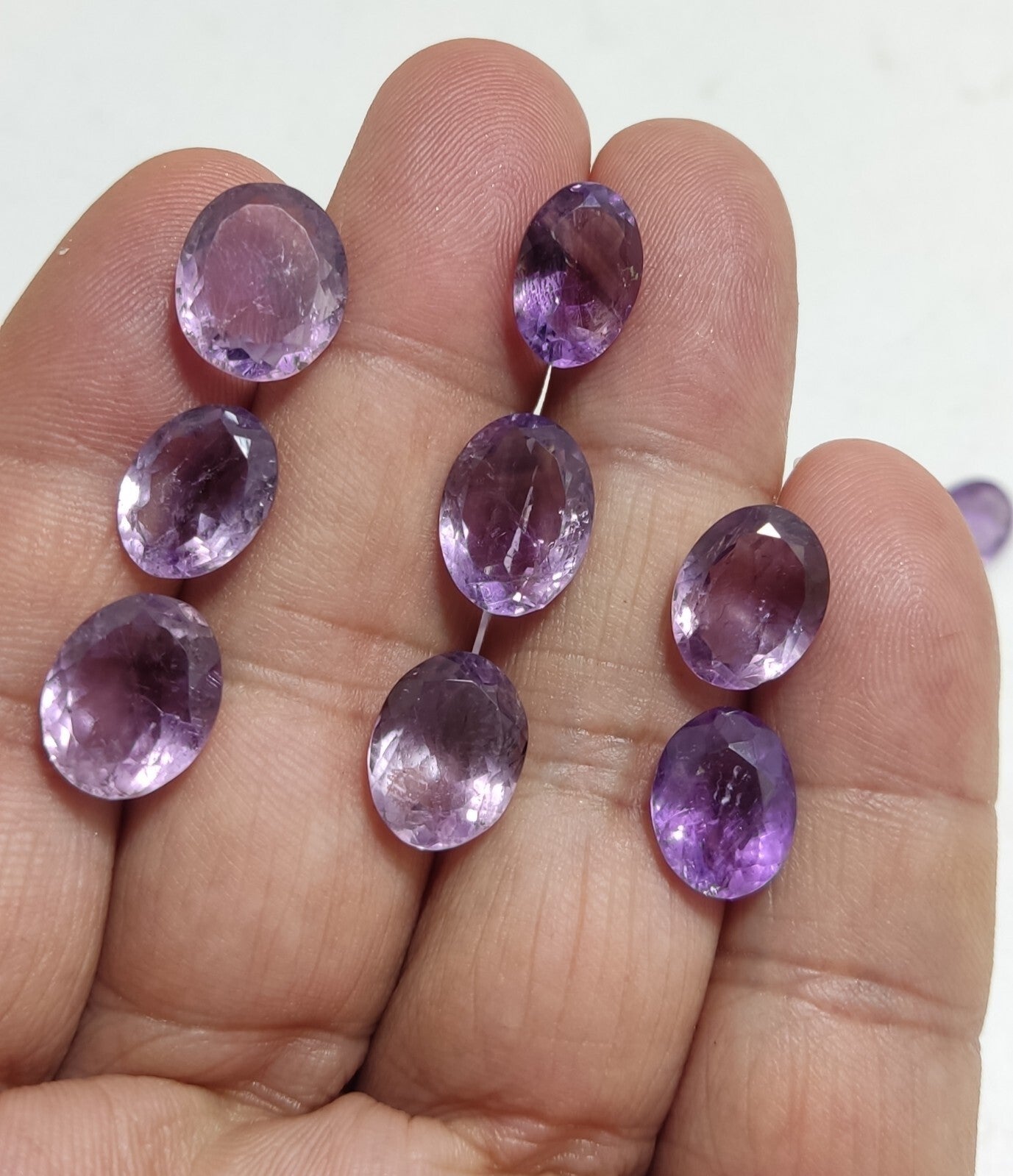 65 Carats faceted Amethyst gemstones