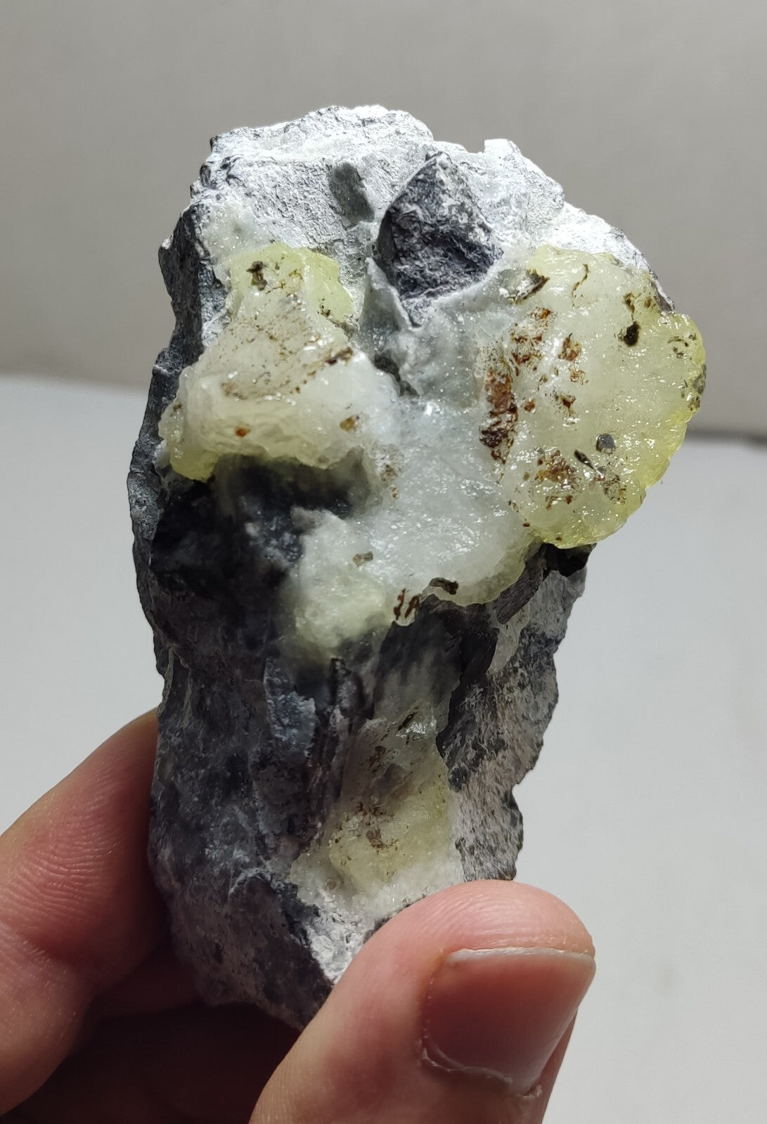 An Aesthetic Natural specimen of brucite with chromite 167 grams