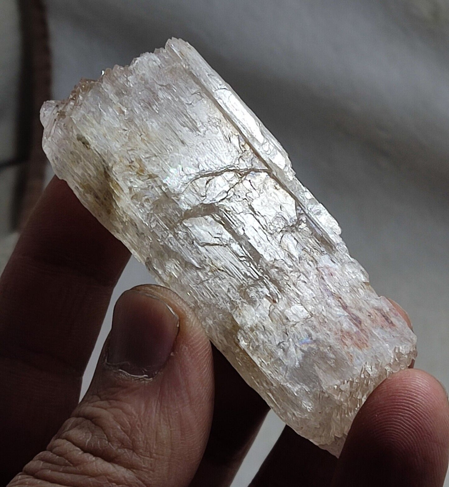 A very Aesthetic Natural fully etched spodumene crystal 107 grams