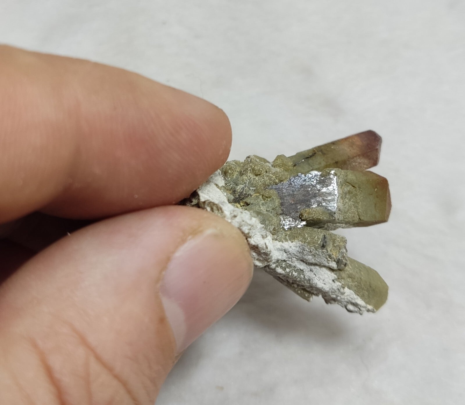 An Aesthetic terminated chlorite Quartz specimen with brookite 11 grams