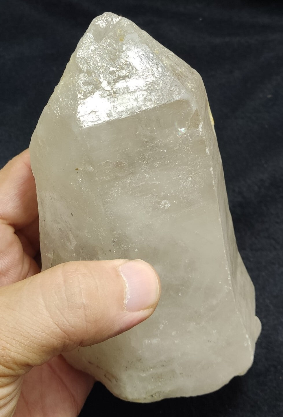 Large Natural beautifully terminated Quartz crystal 1080 grams