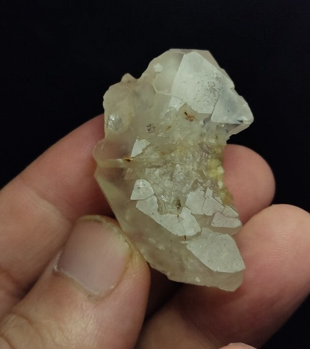 Natural terminated gwindel Quartz crystal 22 grams