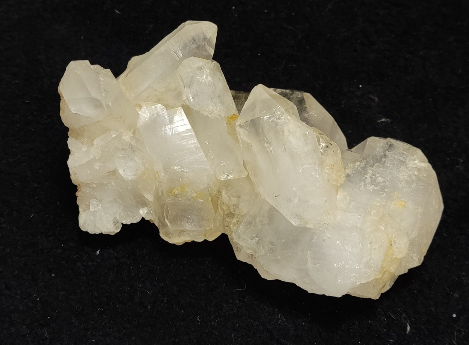 An Aesthetic terminated specimen of Quartz cluster 188 grams