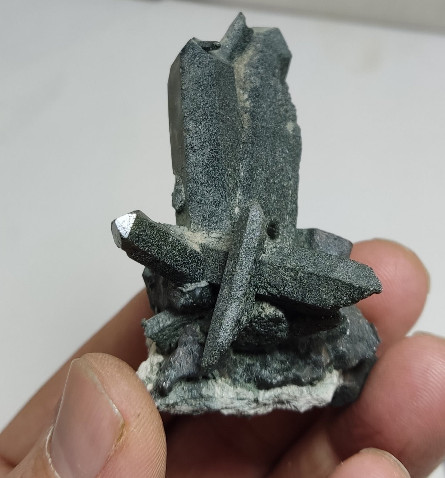 A very Aesthetic Natural beautifully terminated Chlorite Quartz cluster 60 grams