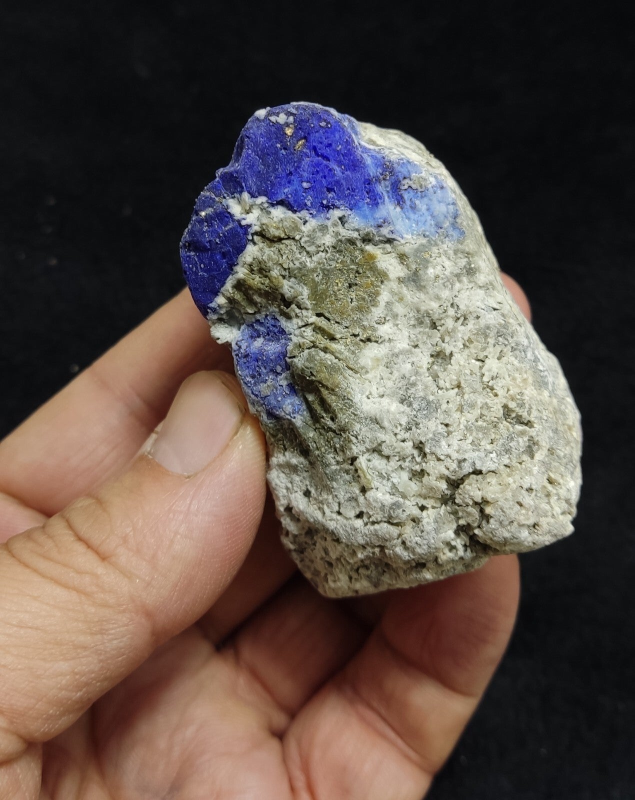 An Aesthetic specimen of Lazurite 180 grams