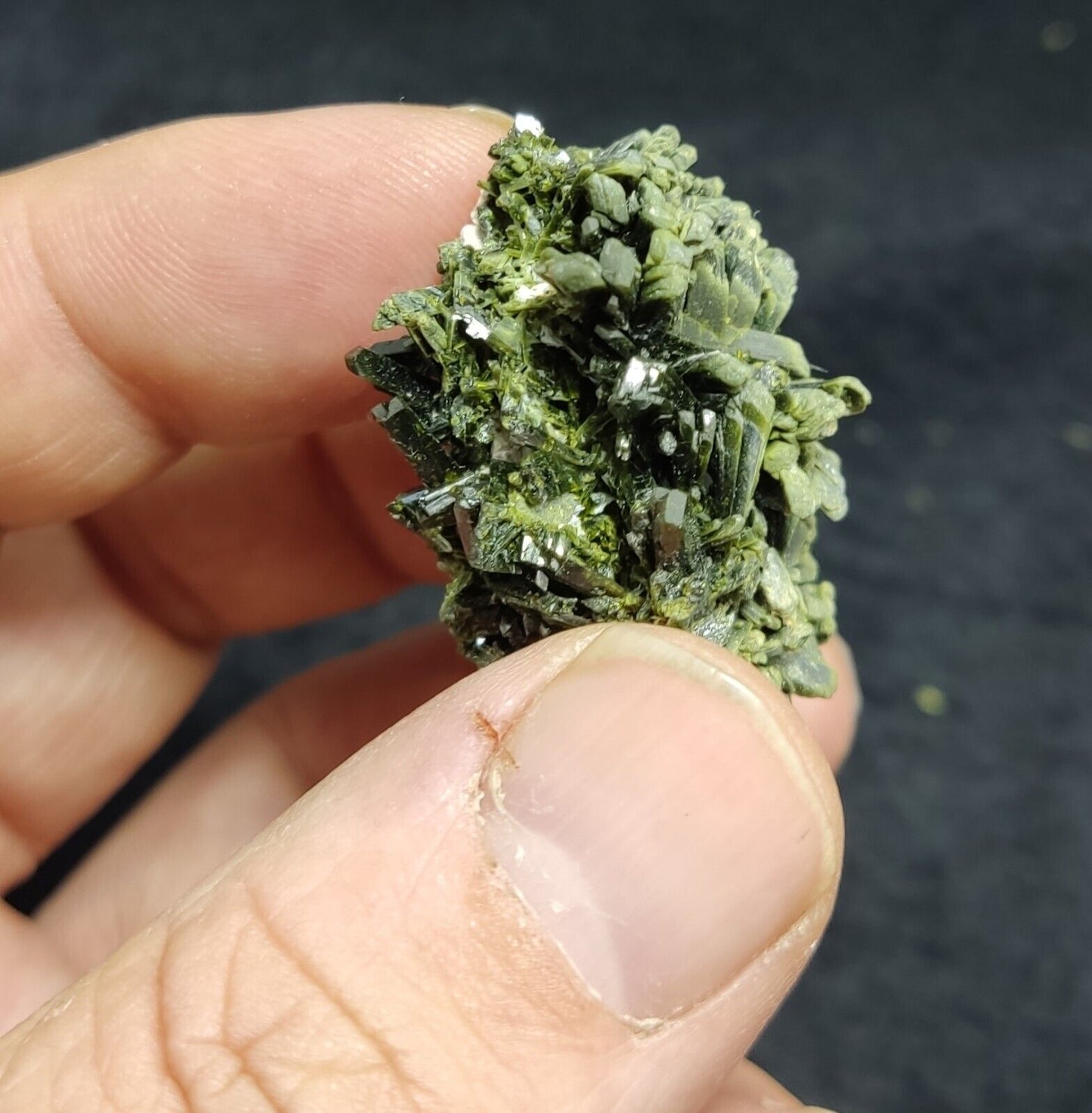 A very Aesthetic Natural beautifully terminated epidote specimen 20 grams