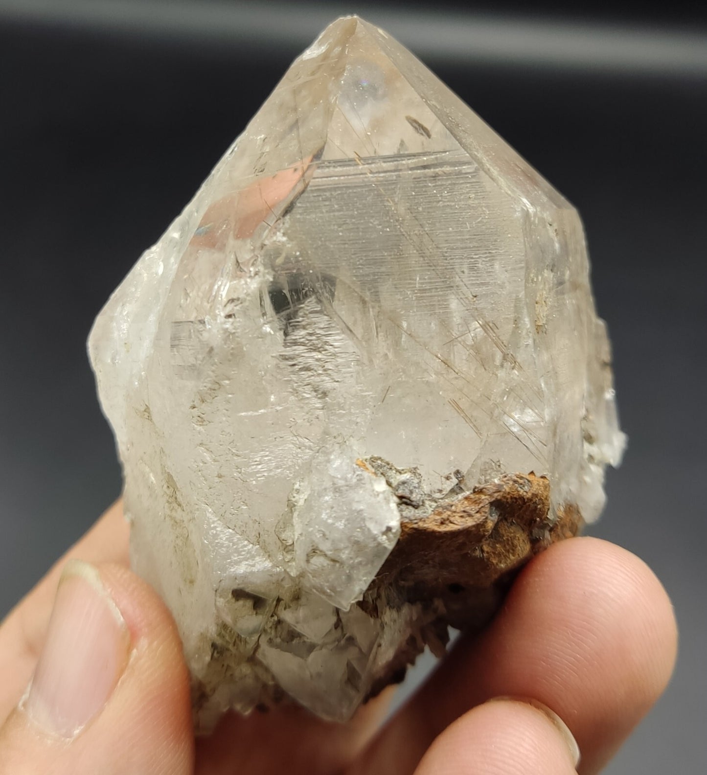 An Aesthetic specimen of rutiles included quartz crystal 148 grams